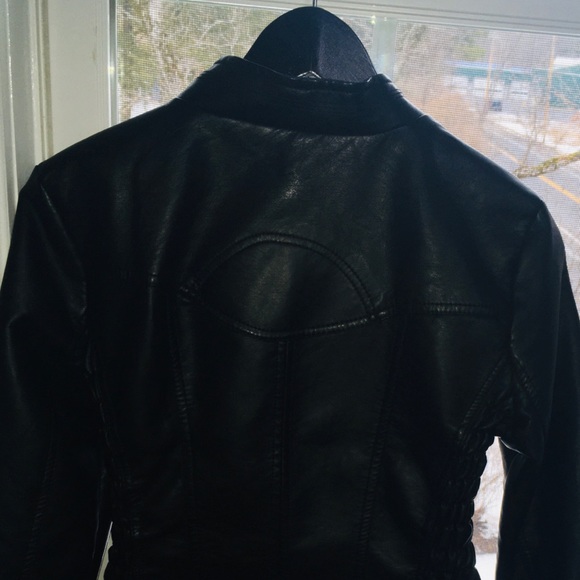 ๐๐Jacket ๐๐ - Picture 6 of 8